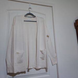 Time and Tru White cardigan/sweater size XL 2 pockets good condition preowned
